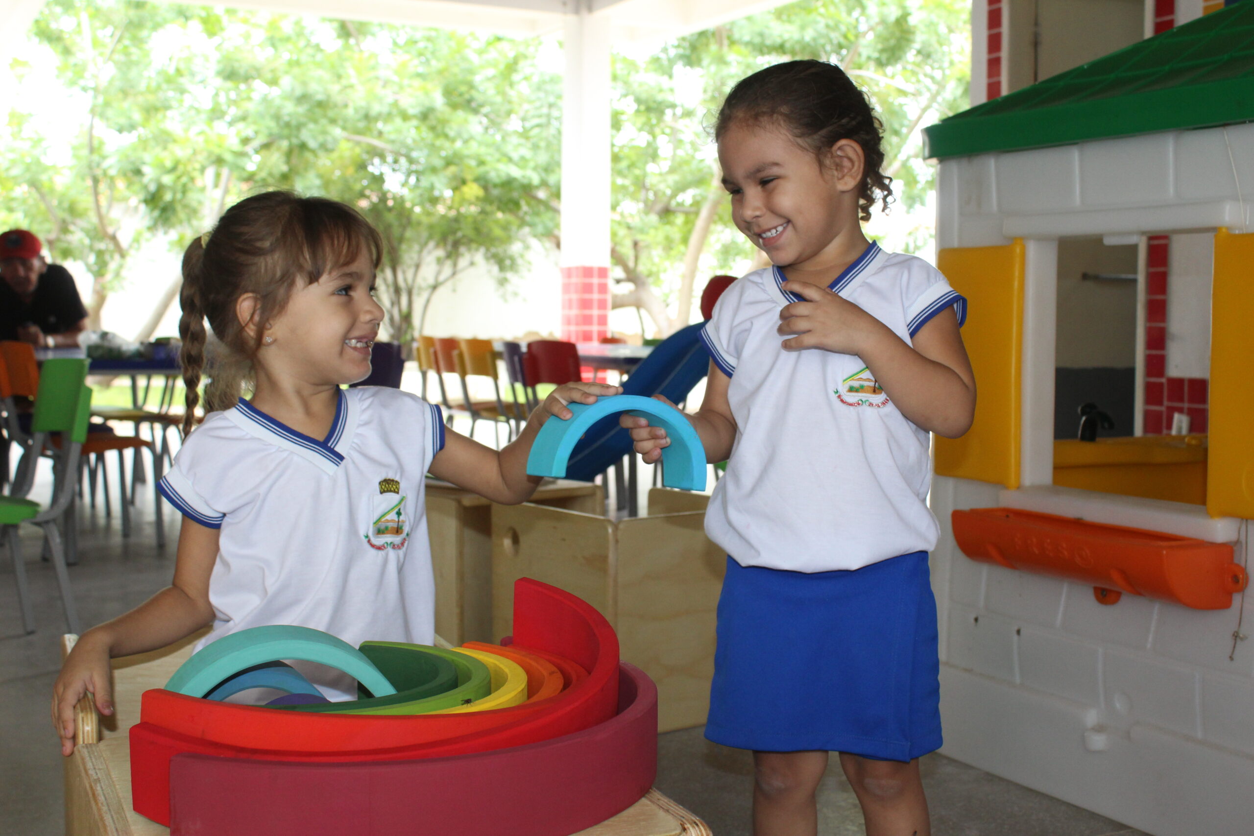 Gestão Municipal investe em livros infantis e brinquedos educativos para a Creche Rosilda Ribeiro
