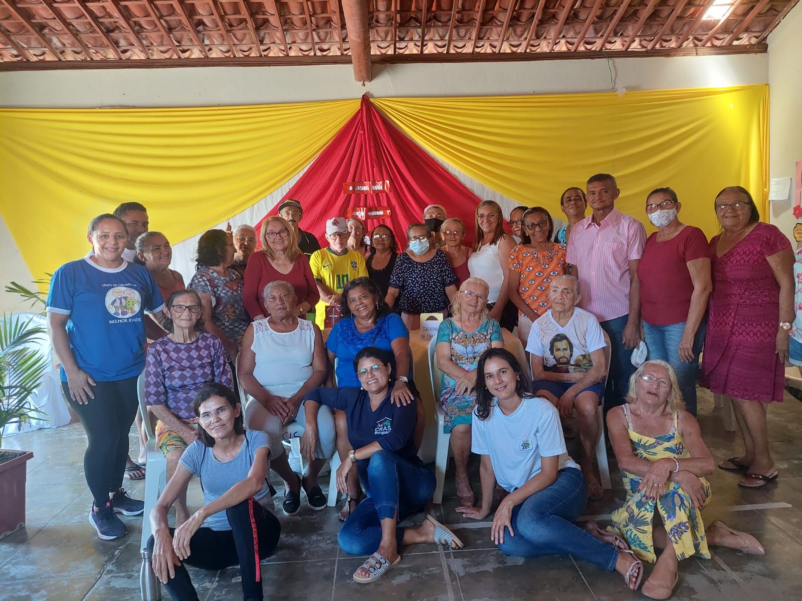 Secretaria de Assistência Social promove encontro com grupo da terceira idade de Pataxó