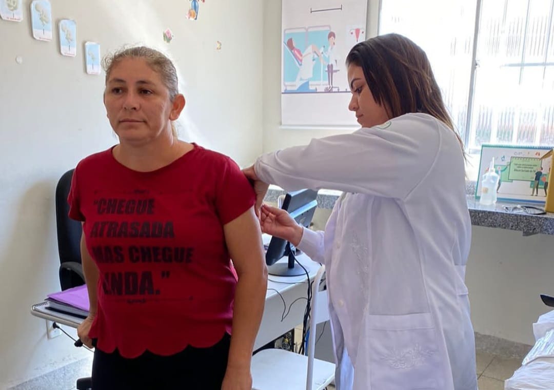 Secretaria Municipal de Saúde comemora o sucesso do Dia D de Vacinação